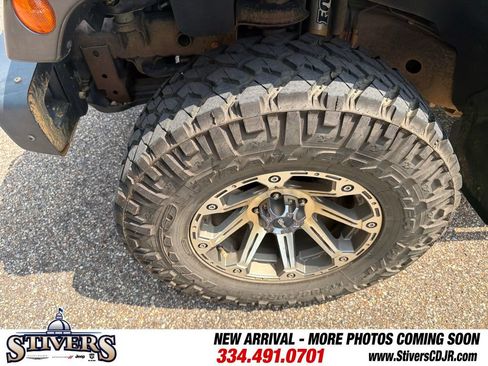 Used 2014 Jeep Wrangler Rubicon AWD/4WD image 12