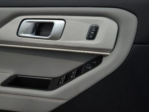 New 2026 Ford Explorer Active w/ Active Comfort Package RWD image 14