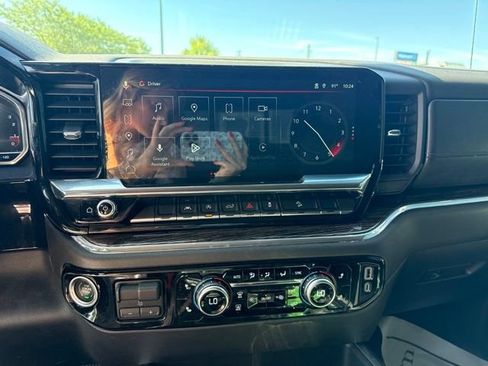 Used 2024 GMC Sierra 1500 Elevation w/ Preferred Package AWD/4WD image 23