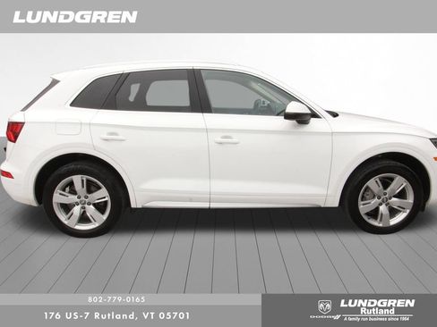 Used 2019 Audi Q5 2.0T Premium Plus AWD/4WD image 3