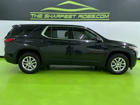 Used 2020 Chevrolet Traverse LS AWD/4WD image 18