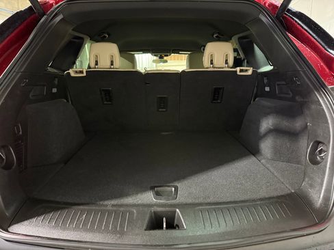 Used 2019 Cadillac XT5 FWD image 34