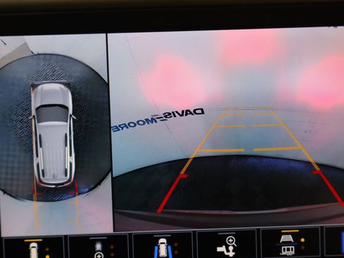 Used 2022 GMC Acadia Denali w/ Denali Ultimate Package image 25