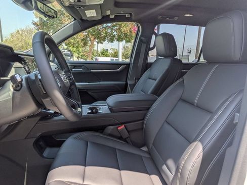 New 2026 GMC Acadia Elevation w/ Elevation Premium Package FWD image 22
