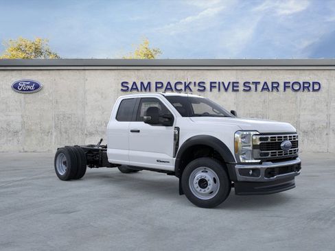 New 2026 Ford F550 4x4 Supercab Super Duty w/ XLT Value Package image 7