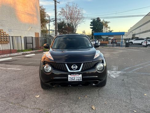 Used 2014 Nissan Juke S image 8