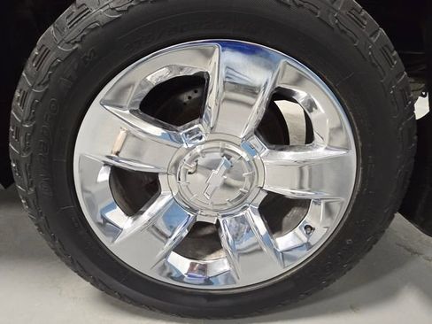 Used 2017 Chevrolet Silverado 1500 High Country image 46