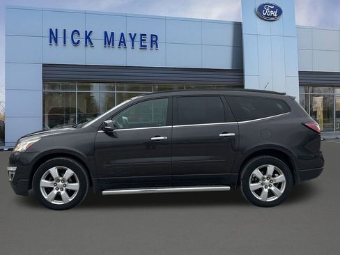 Used 2016 Chevrolet Traverse LT w/ Style and Technology Package image 27