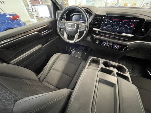 Used 2024 GMC Sierra 1500 Elevation AWD/4WD image 23