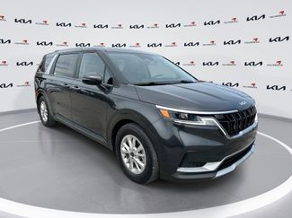 Used 2024 Kia Carnival LX FWD video 1