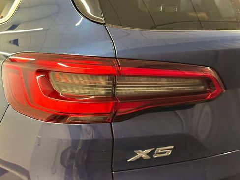 Used 2019 BMW X5 xDrive40i w/ Convenience Package AWD/4WD image 9
