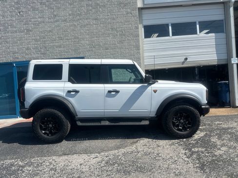 Used 2026 Ford Bronco Badlands AWD/4WD image 4