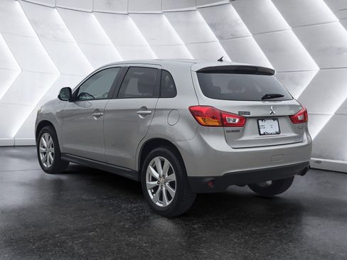 Used 2015 Mitsubishi Outlander Sport ES image 5