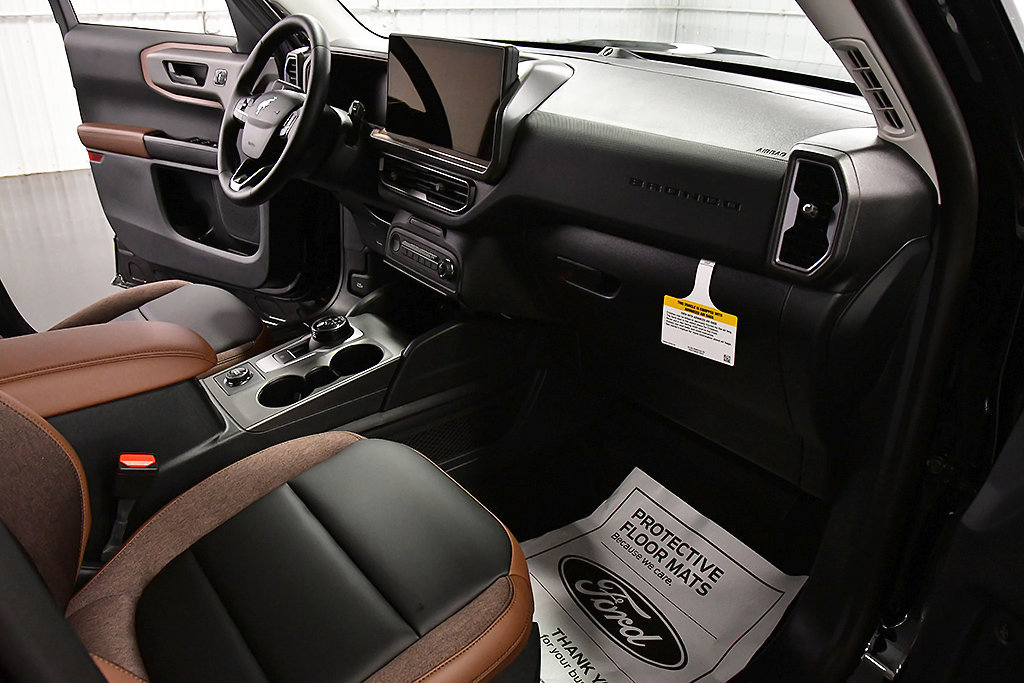 New 2026 Ford Bronco Sport Outer Banks w/ Outer Banks Tech Package+ AWD/4WD image 28