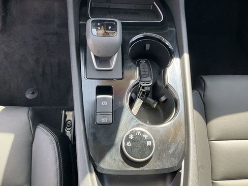 Used 2025 Nissan Rogue SL w/ Tech Package AWD/4WD image 24