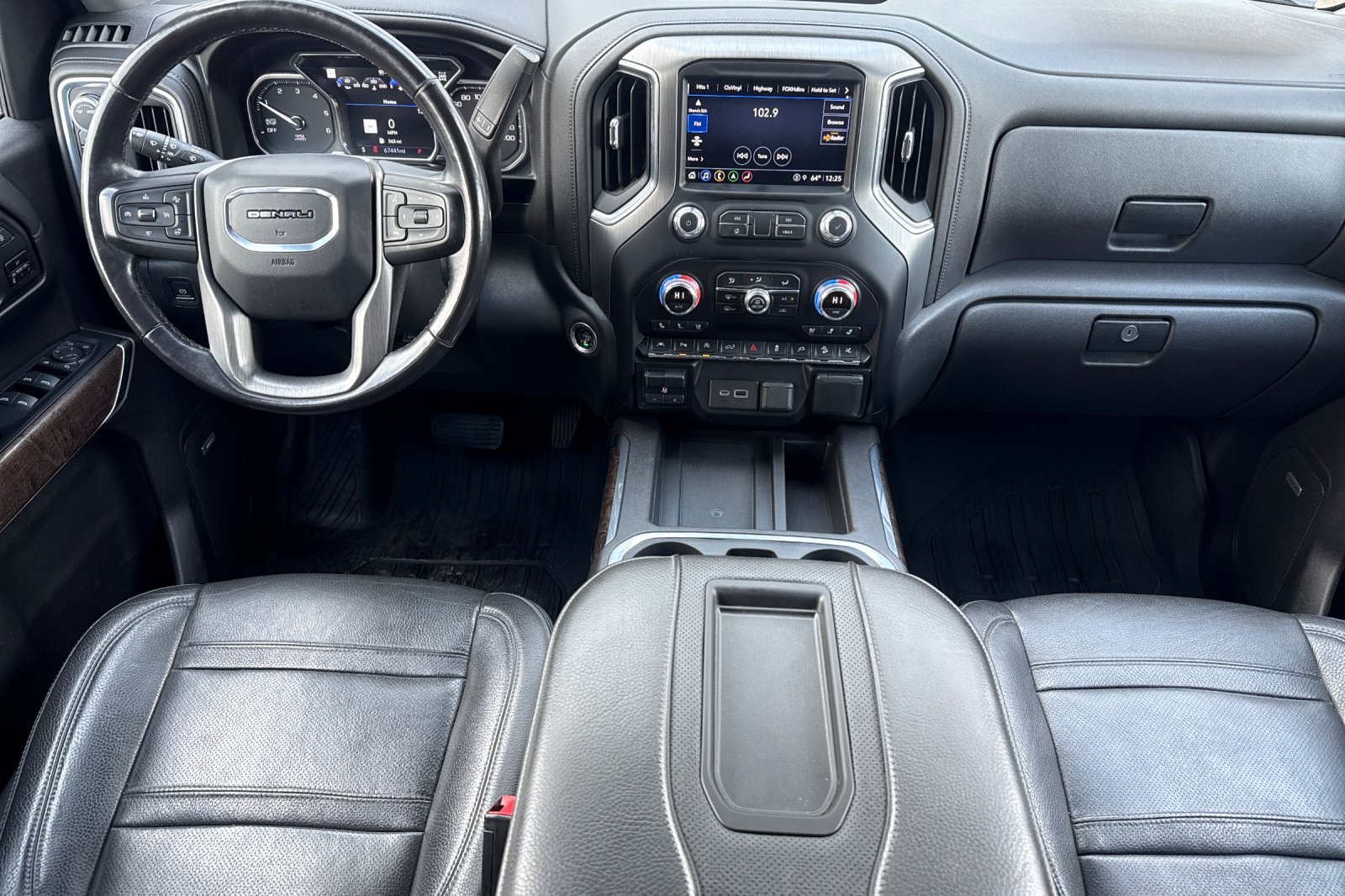 Used 2021 GMC Sierra 1500 Denali w/ Denali Ultimate Package AWD/4WD image 14