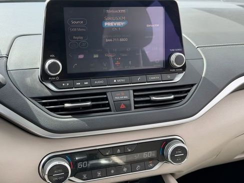 Used 2019 Nissan Altima 2.5 SV FWD image 20