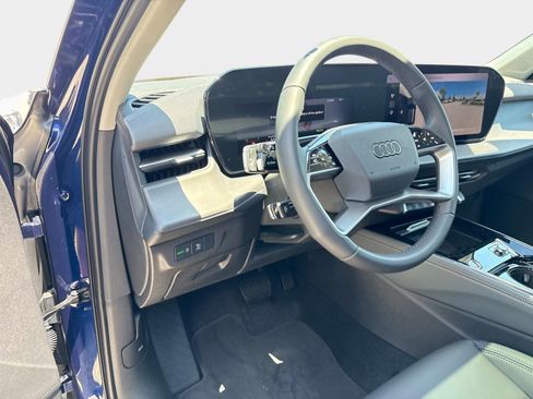 New 2026 Audi Q3 quattro 2.0T AWD/4WD image 19