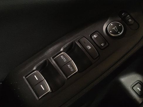 Used 2018 Honda Accord Sport image 27