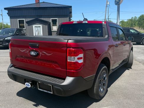 Used 2025 Ford Maverick XLT w/ Equipment Group 302A AWD/4WD image 3
