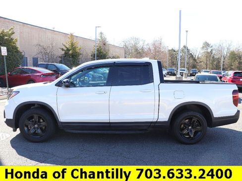 Certified 2023 Honda Ridgeline Black Edition image 4