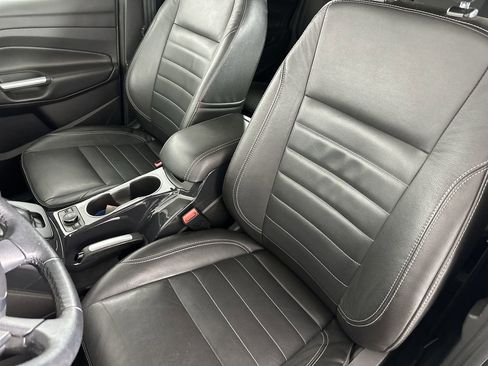 Used 2014 Ford Escape Titanium FWD image 20