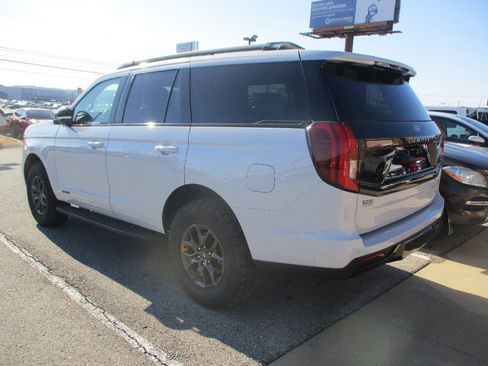 New 2025 Ford Expedition Tremor image 20