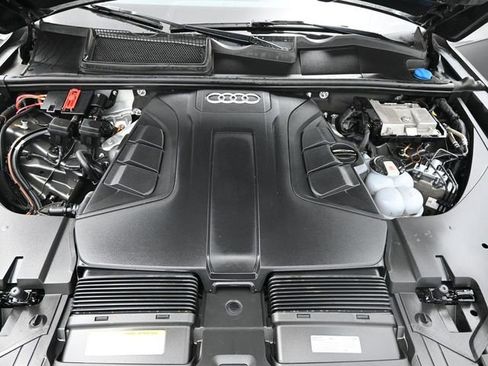 Used 2019 Audi Q7 3.0T Prestige image 18