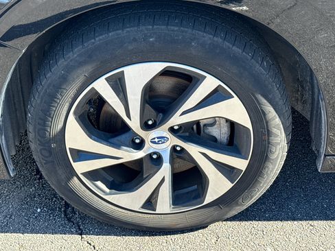 Used 2024 Subaru Legacy Premium image 9