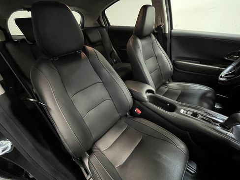 Used 2021 Honda HR-V EX-L image 12