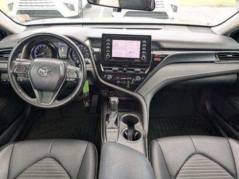 Used 2022 Toyota Camry SE FWD image 15