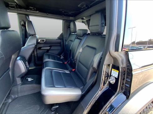 Certified 2025 Ford Bronco Outer Banks AWD/4WD image 21