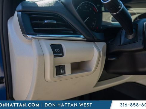 Used 2023 Cadillac CT4 Premium Luxury RWD image 21