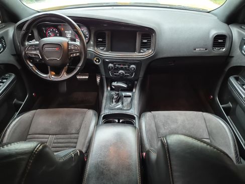 Used 2017 Dodge Charger R/T image 12