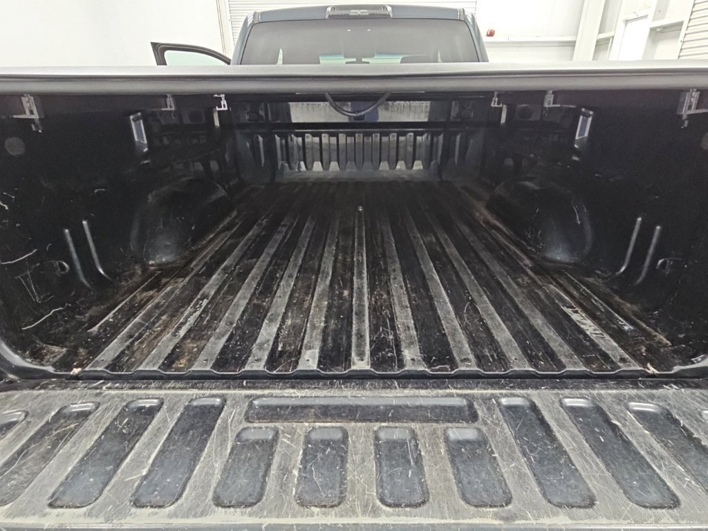 Used 2017 Chevrolet Silverado 1500 LT w/ All Star Edition AWD/4WD image 30