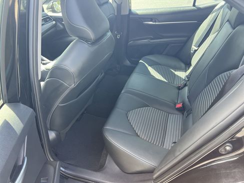 Used 2023 Toyota Camry SE FWD image 32