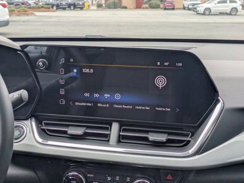 New 2026 Chevrolet Trax LT w/ Driver Confidence Package image 18