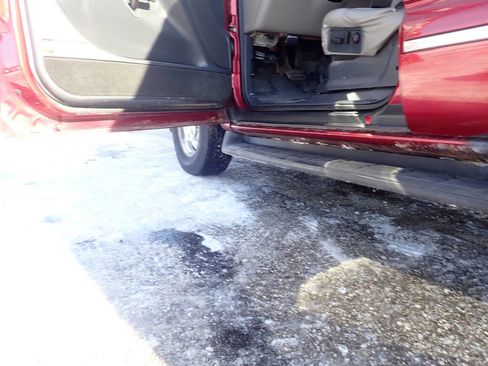 Used 2002 Chevrolet Tahoe LT image 9