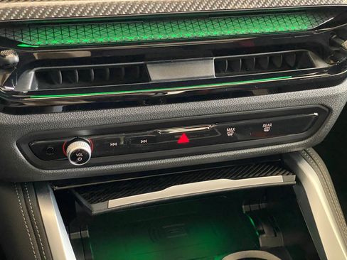 Used 2025 BMW 440i xDrive Coupe w/ Premium Package image 17