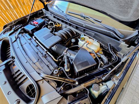 Used 2024 GMC Yukon XL Denali image 41