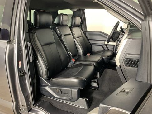 Used 2021 Ford F250 Lariat w/ Chrome Package image 38