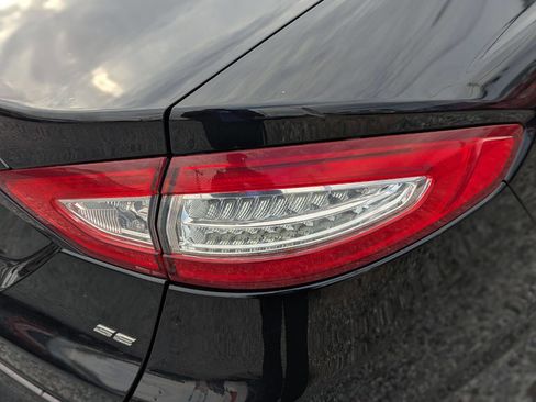 Used 2016 Ford Fusion SE image 30