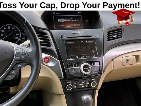 Used 2017 Acura ILX FWD image 8