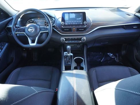 Certified 2024 Nissan Altima 2.5 SV image 11