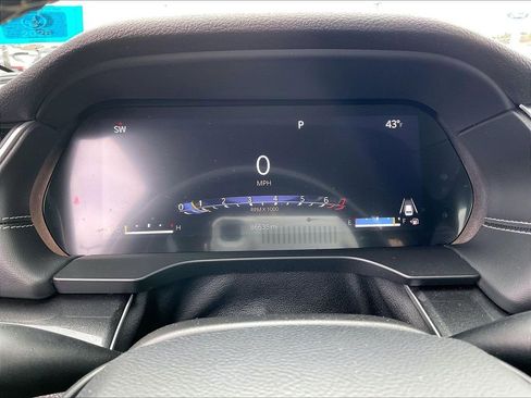 Used 2022 Jeep Grand Cherokee Laredo w/ Luxury Tech Group I image 23