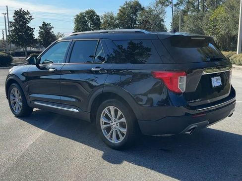 Used 2023 Ford Explorer Limited w/ Equipment Group 301A image 6