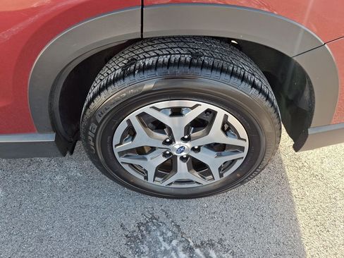 Used 2023 Subaru Forester Premium image 29