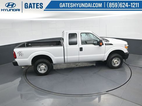 Used 2015 Ford F250 XL w/ Power Equipment Group AWD/4WD image 39