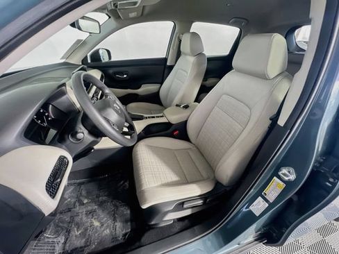 Used 2027 Honda HR-V LX image 10