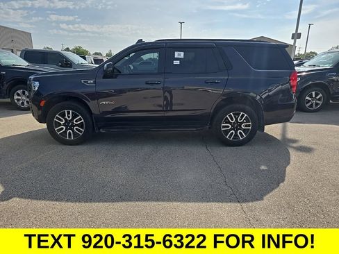 Used 2024 GMC Yukon AT4 w/ Technology Package AWD/4WD image 3
